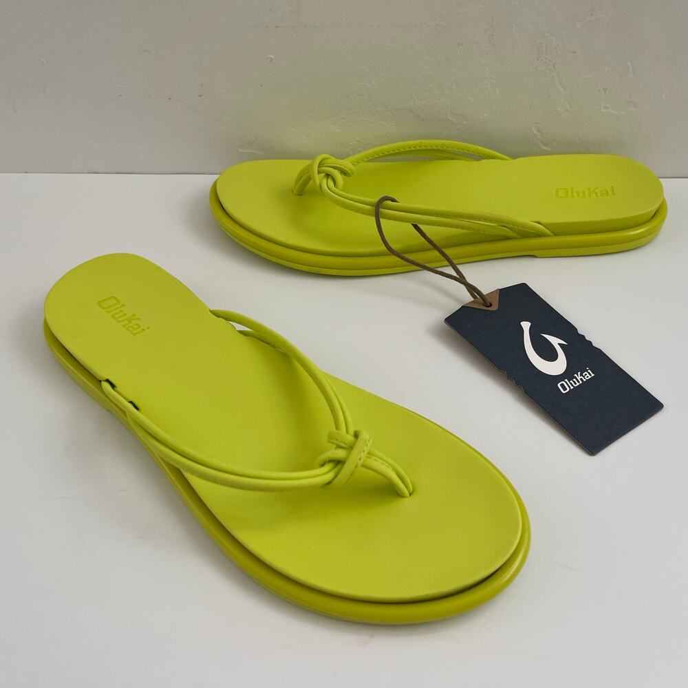 Olukai Aka Flip Flop Sandals Size 8 in Citron Neon Green Summer Resortwear NEW